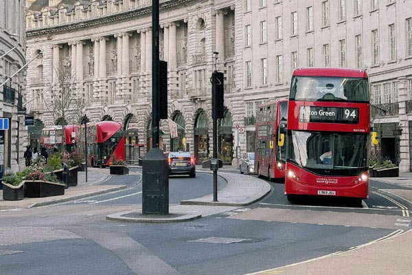 Ta sig runt med buss i London